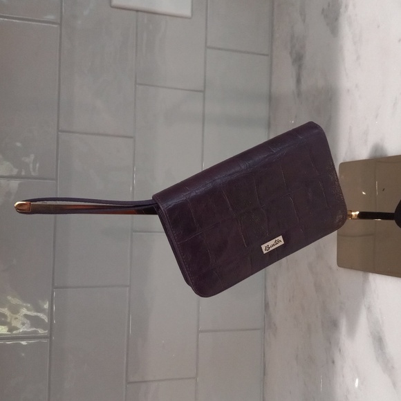 Wallet/Wristlet - Picture 15 of 15